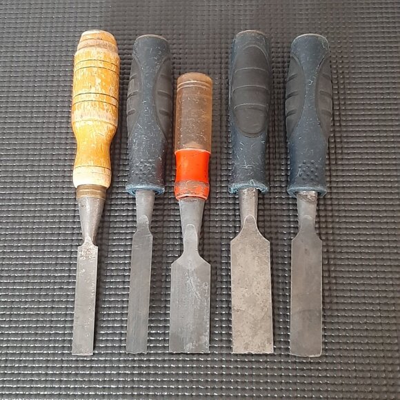 WOODWORKING CHISEL BUNDLE USED - Picture 4 of 5